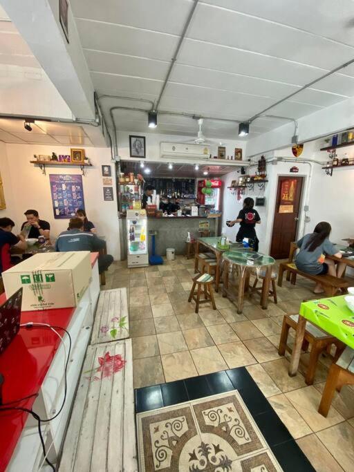 Ratanawong Place 823 Bangkok Dış mekan fotoğraf