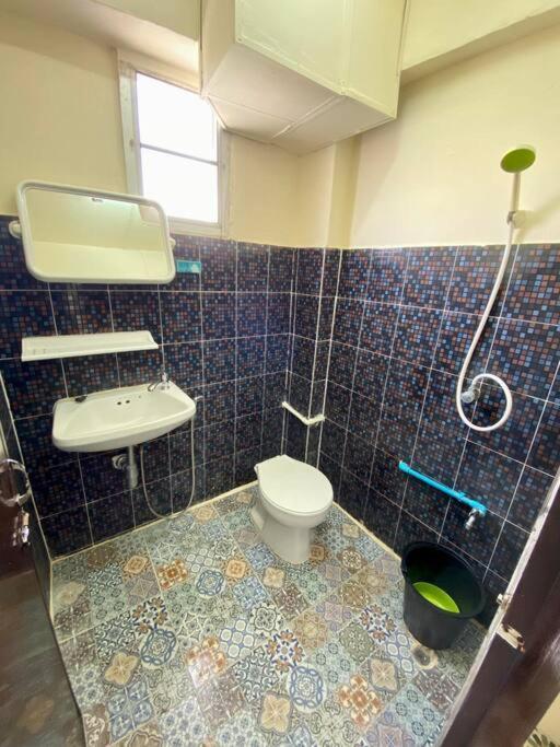 Ratanawong Place 823 Bangkok Dış mekan fotoğraf