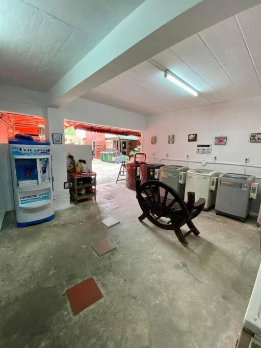 Ratanawong Place 823 Bangkok Dış mekan fotoğraf
